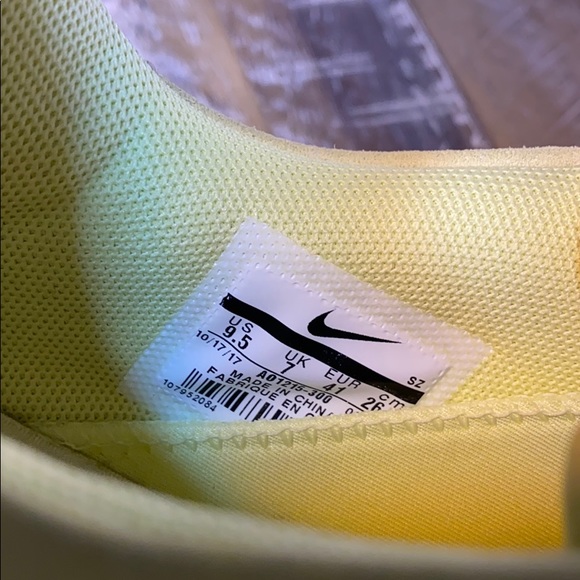 Nike - Picture 6 of 7